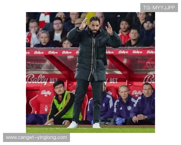 谢什科定复出日期！曼联拒绝罗马先租后买齐尔克泽，点明卖人条件